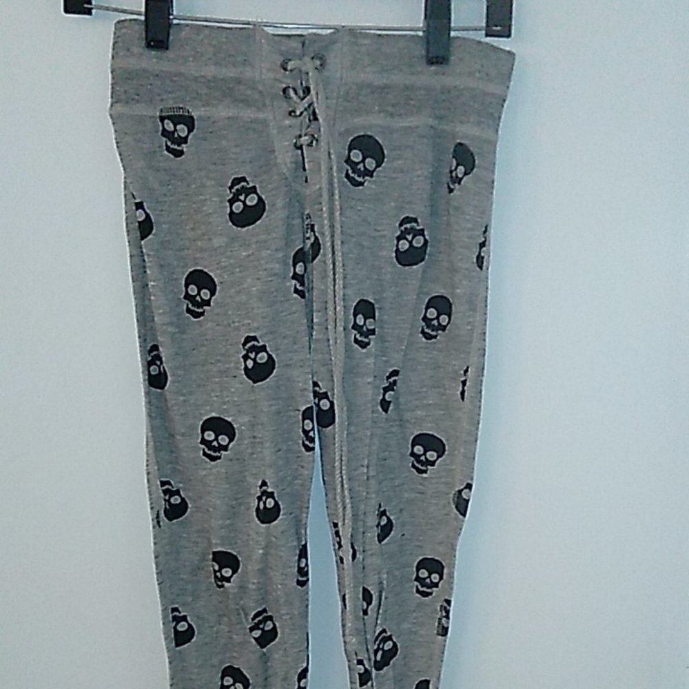 Skull sweat pants